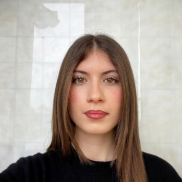 ANNA LUCIA DE VITA