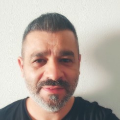 Simone Serra