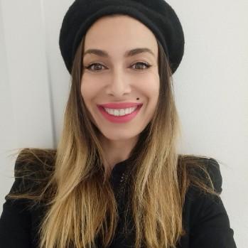KLODIOLA LOLA ZHAVA