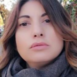 Dora Leoncavallo
