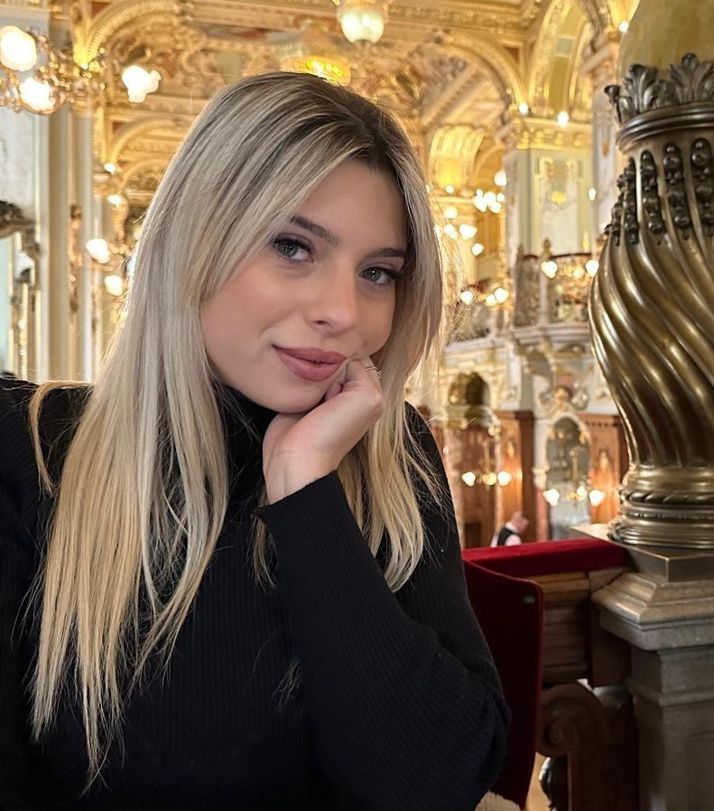 Rebecca Martina
