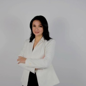 Alix Caceres