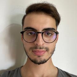 Daniele Vivone
