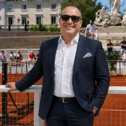 Roberto Tuccillo